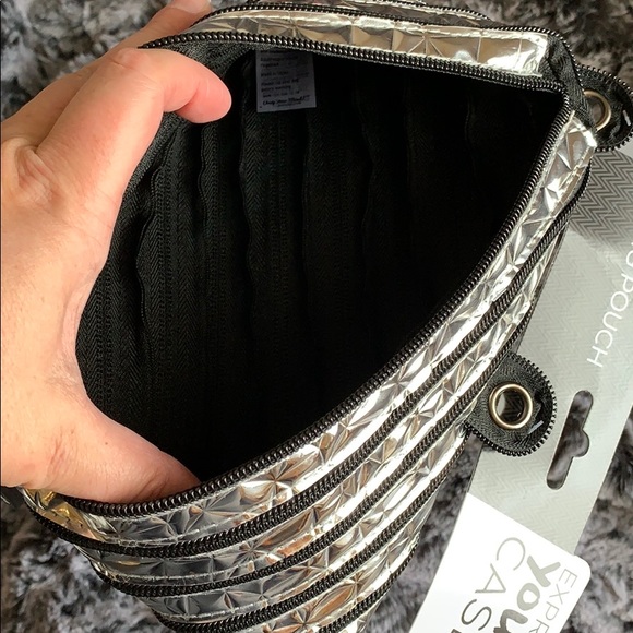 Glitzy Zipper Pouch Set - Picture 10 of 10